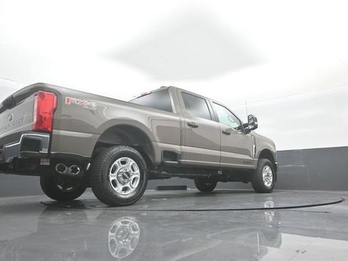 New 2026 Ford F250 XLT w/ FX4 Off-Road Package AWD/4WD image 37