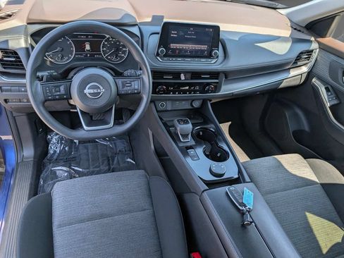 Used 2023 Nissan Rogue SV AWD/4WD image 17