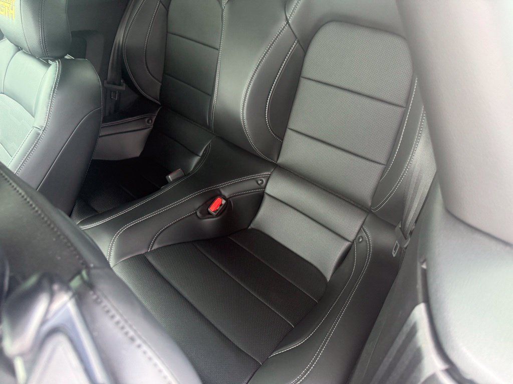 Used 2022 Ford Mustang GT Premium w/ GT Performance Package RWD image 41