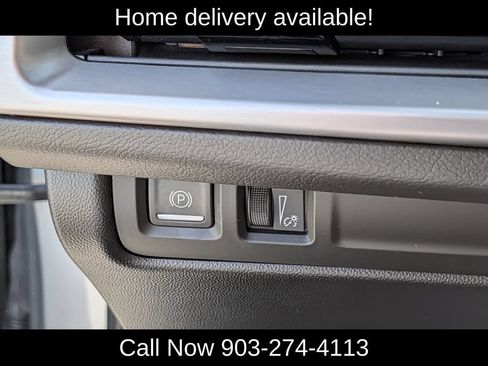 Used 2024 Cadillac XT4 Premium Luxury FWD image 25
