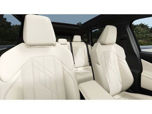 New 2026 BMW X3 xDrive30 w/ Premium Package image 11