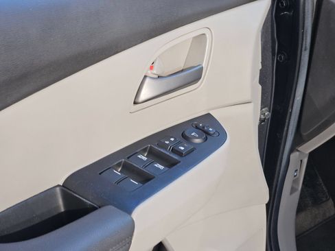 Used 2013 Honda Odyssey EX-L image 12
