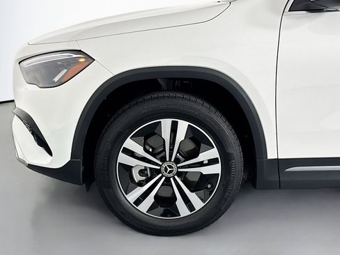 Certified 2026 Mercedes-Benz GLA 250 image 11