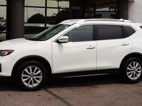 Used 2019 Nissan Rogue SV FWD image 7