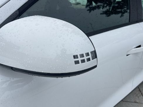 New 2025 Hyundai Ioniq 6 SE image 10