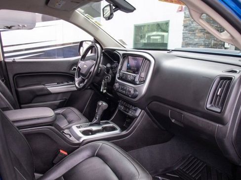 Used 2019 Chevrolet Colorado ZR2 image 18