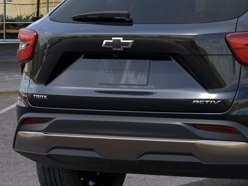 New 2026 Chevrolet Trax ACTIV FWD image 15