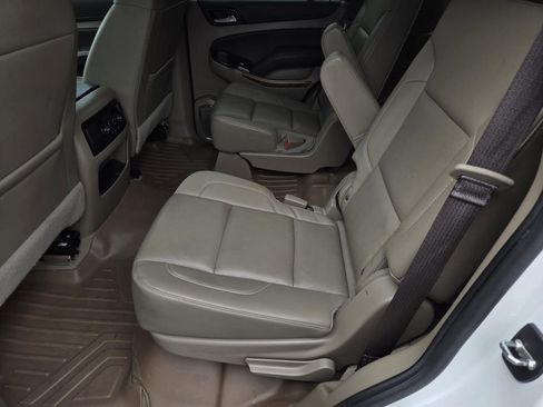 Used 2020 Chevrolet Tahoe Premier AWD/4WD image 15
