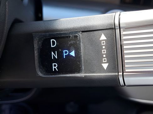 New 2026 Hyundai Kona SEL Premium FWD image 27