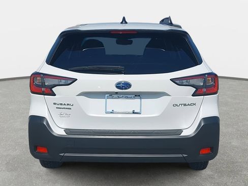 Used 2025 Subaru Outback Premium w/ Popular Package #1A image 6