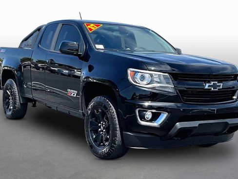 Used 2017 Chevrolet Colorado Z71 w/ Z71 Midnight Edition AWD/4WD image 10