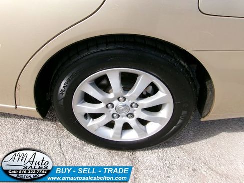 Used 2002 Lexus ES 330 image 19