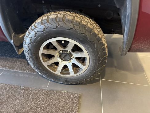 Used 2017 GMC Sierra 1500 Denali w/ Denali Ultimate Package image 14