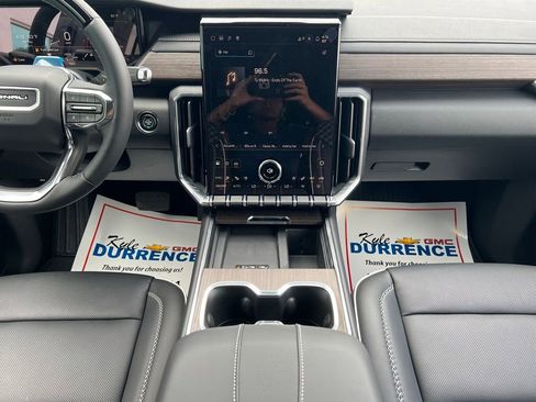 New 2026 GMC Acadia Denali w/ Super Cruise Package FWD image 11