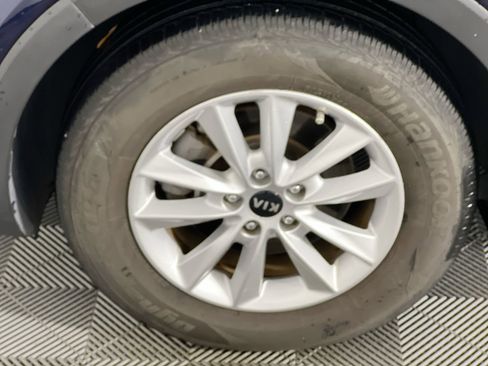 Used 2020 Kia Sorento LX w/ LX I4 Convenience Package FWD image 11