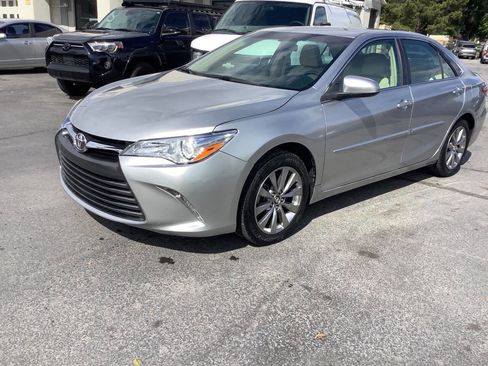 Used 2017 Toyota Camry XLE FWD image 20