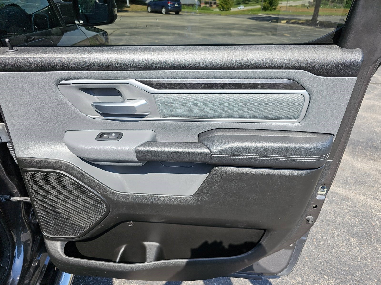 Used 2023 RAM 1500 Big Horn AWD/4WD image 16