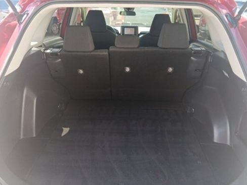 Used 2020 Toyota RAV4 LE image 12