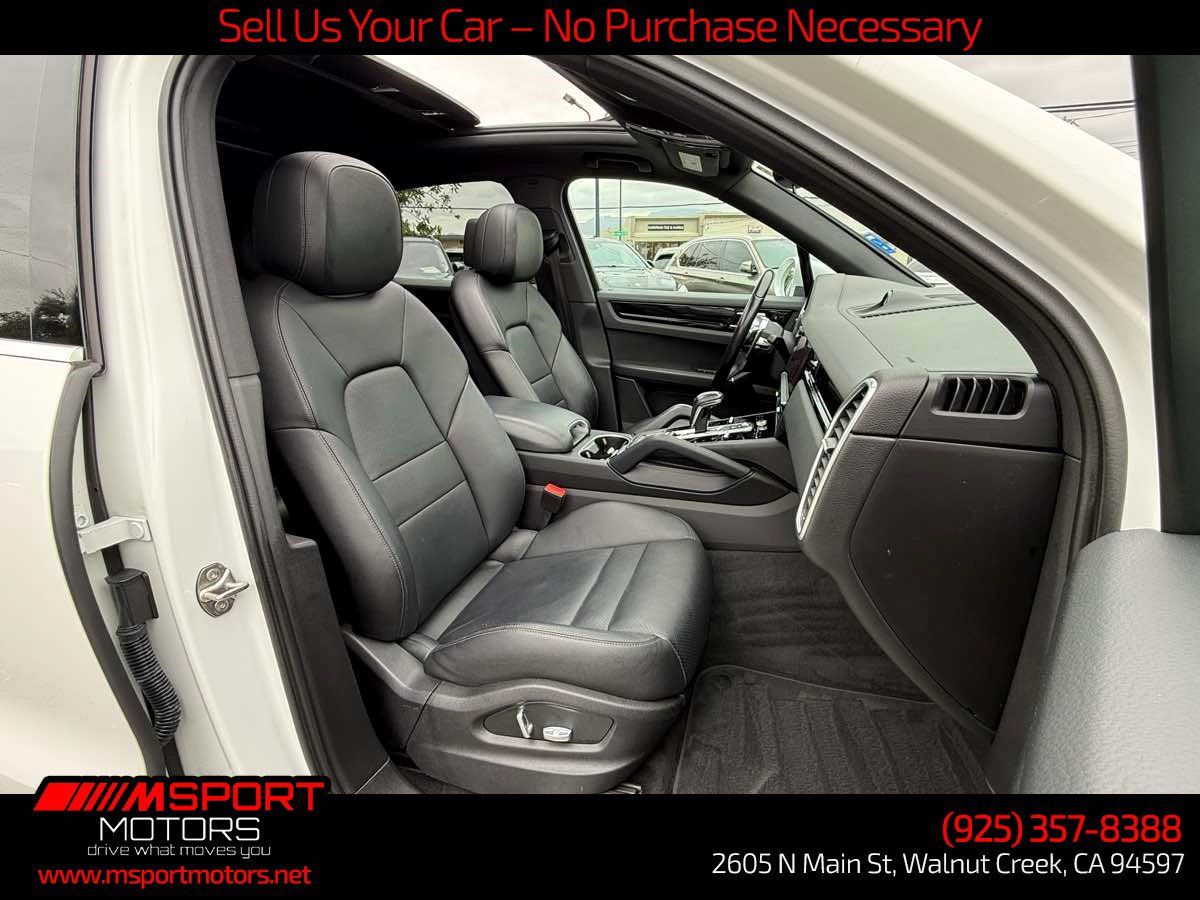 Used 2021 Porsche Cayenne AWD/4WD image 15