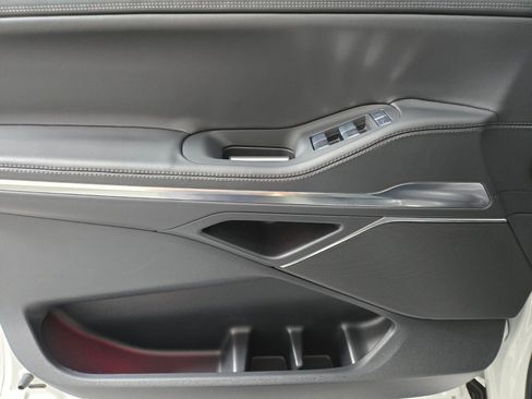 New 2026 Lincoln Navigator Premiere AWD/4WD image 21