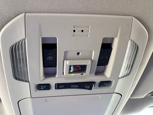 Used 2022 Toyota Highlander Platinum image 29