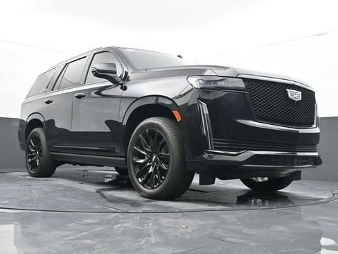 Used 2024 Cadillac Escalade Sport Platinum w/ LPO, ONYX Package image 49