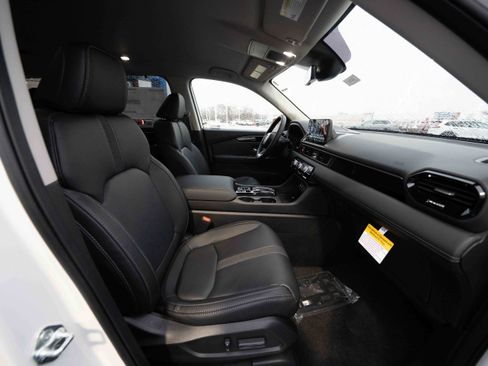 New 2025 Honda Pilot EX-L image 27