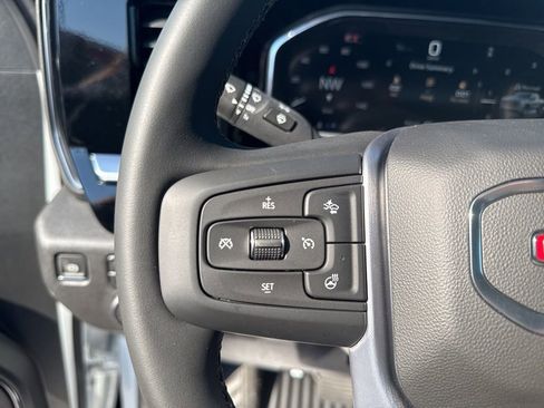New 2026 GMC Sierra 1500 Elevation image 17