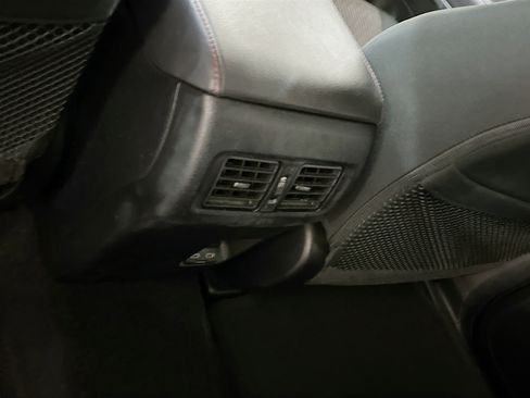 Used 2024 Toyota 4Runner TRD Off-Road image 28