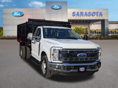 New 2025 Ford F350 XL w/ XL Chrome Package image 2