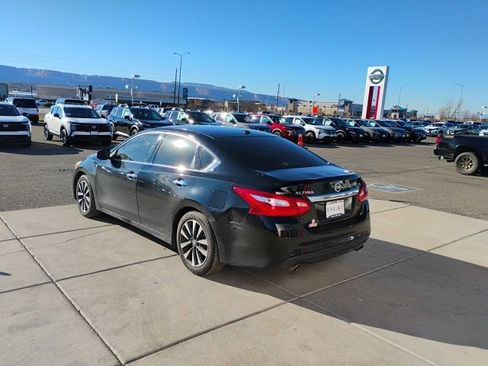 Used 2017 Nissan Altima 2.5 SL image 5