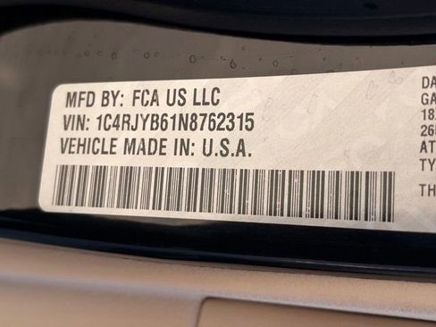 Used 2022 Jeep Grand Cherokee Limited 4xe w/ Luxury Tech Group II AWD/4WD image 27