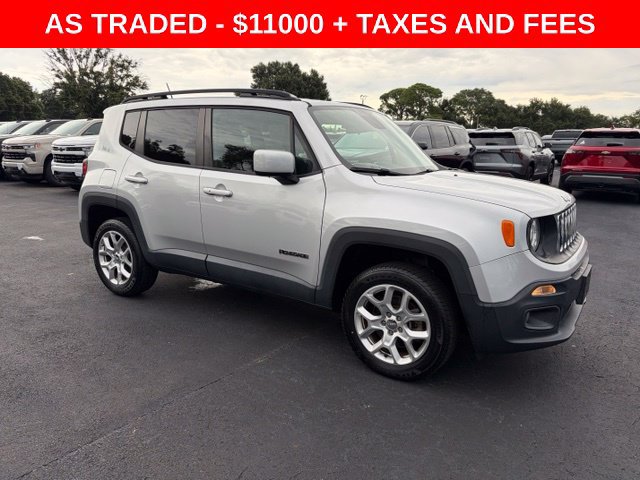 Used 2016 Jeep Renegade Latitude w/ Cold Weather Group AWD/4WD image 1