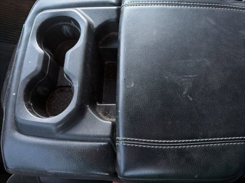 Used 2020 RAM 1500 Laramie image 40