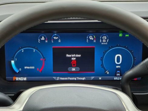 Used 2026 Ford F450 Platinum w/ Platinum Plus Package image 7