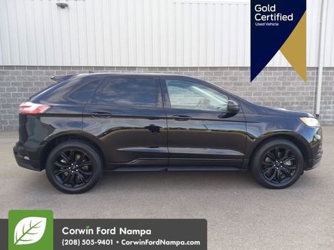 Used 2022 Ford Edge SE w/ Black Appearance Package AWD/4WD image 2