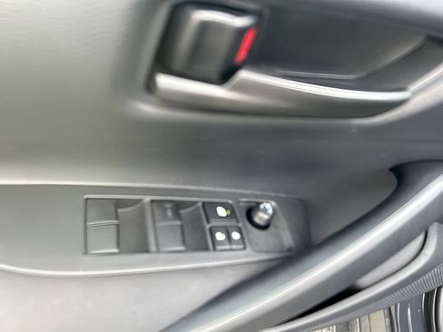 Used 2026 Toyota Corolla LE FWD image 17