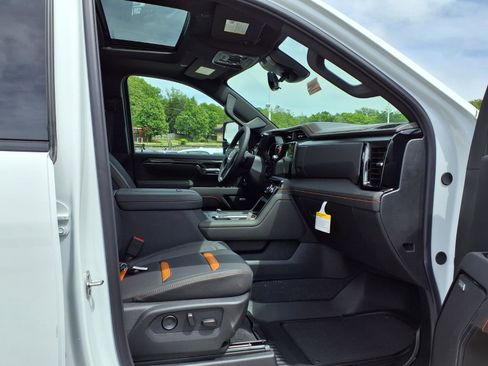 New 2026 GMC Sierra 2500 AT4 w/ AT4 Premium Plus Package AWD/4WD image 23