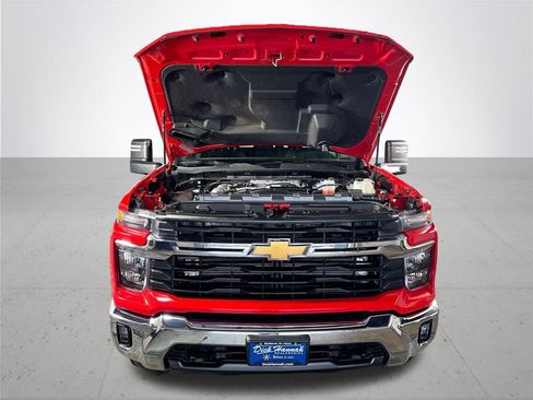 Used 2024 Chevrolet Silverado 2500 LT image 22