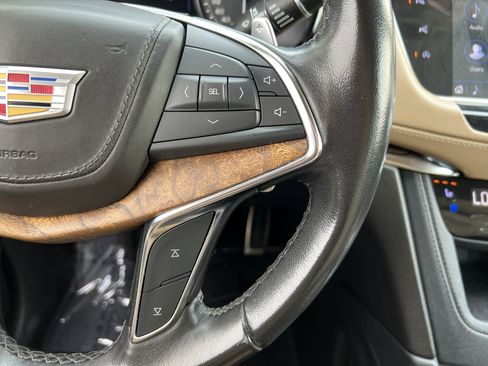 Used 2021 Cadillac XT5 Sportv w/ Platinum Package AWD/4WD image 29