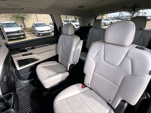 Used 2024 Kia Telluride S w/ S Sunroof Package image 28