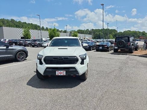 Used 2026 Toyota Tacoma TRD Sport AWD/4WD image 7