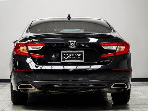 Used 2021 Honda Accord Sport image 10