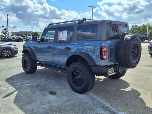 Used 2024 Ford Bronco Wildtrak image 2