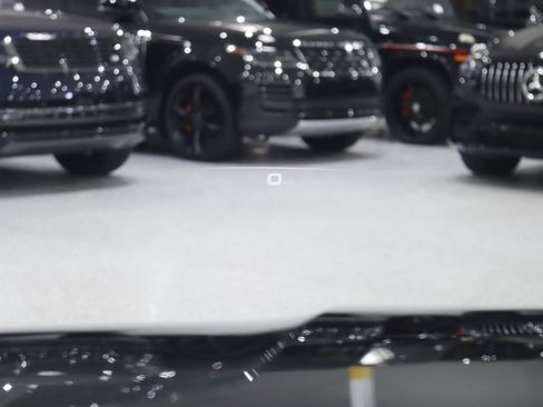 Used 2022 Porsche Cayenne AWD/4WD image 19