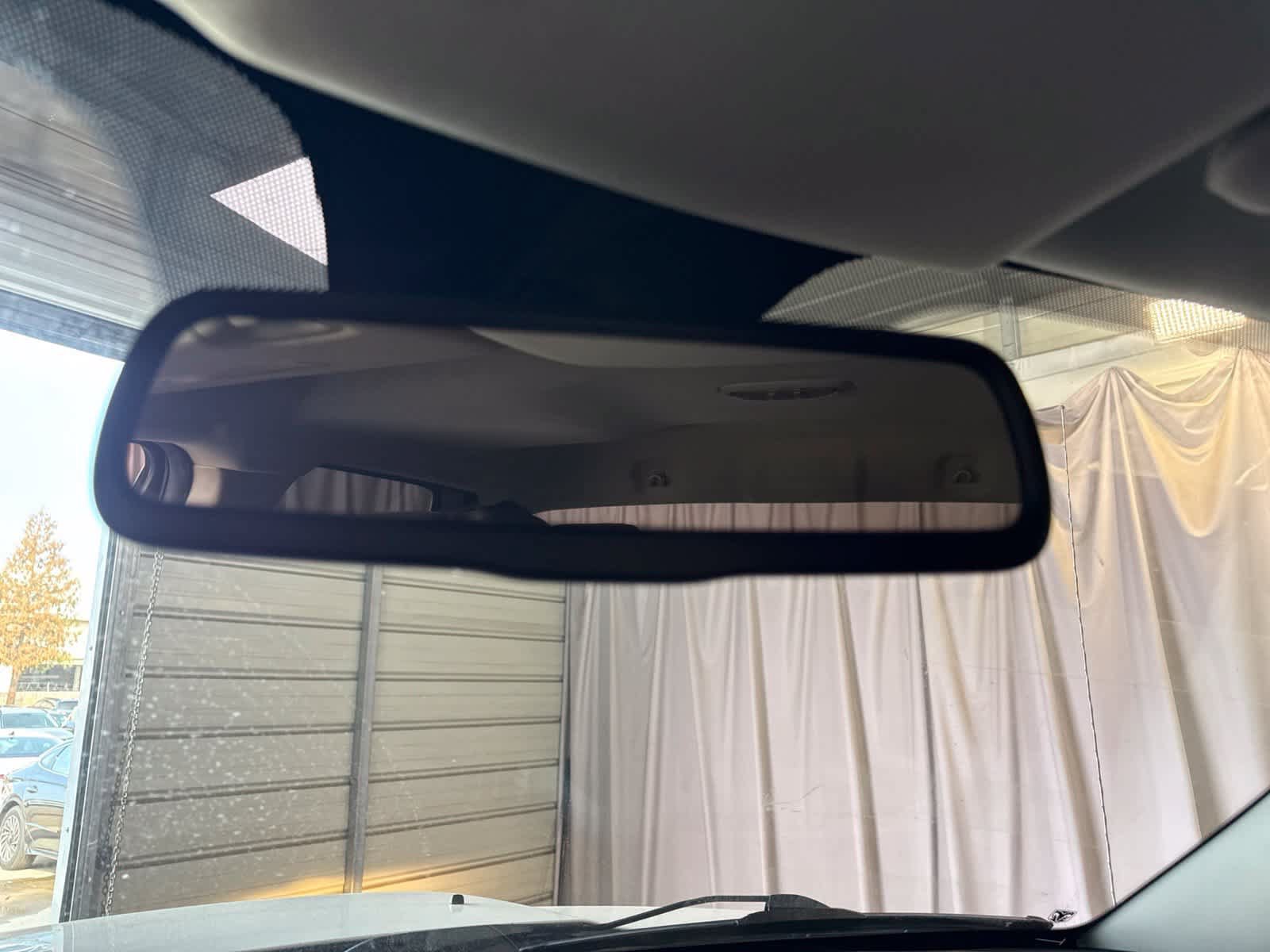 Used 2018 RAM 1500 Tradesman w/ Chrome Appearance Group AWD/4WD image 23