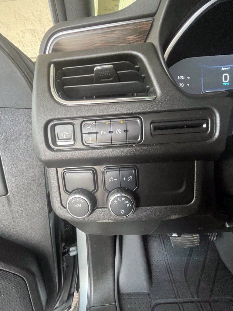 Used 2023 Chevrolet Tahoe LT RWD image 12