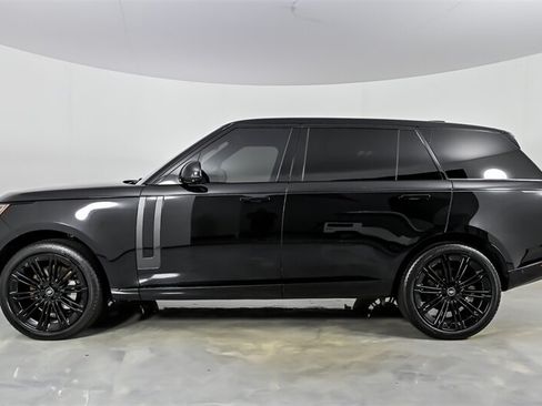 Used 2023 Land Rover Range Rover Long Wheelbase SE AWD/4WD image 6