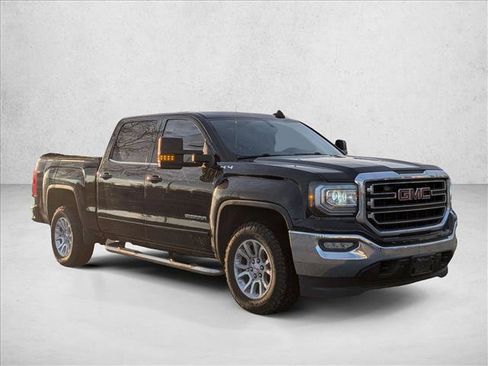 Used 2017 GMC Sierra 1500 SLE w/ SLE Value Package image 7