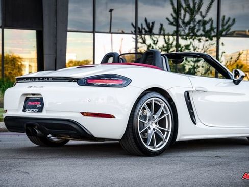 Used 2017 Porsche 718 Boxster image 55